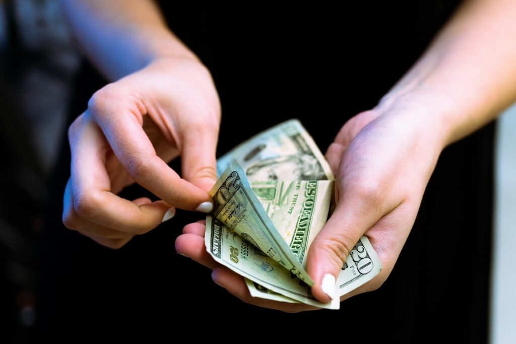 Fan of $100 bills – gift funds for a mortgage